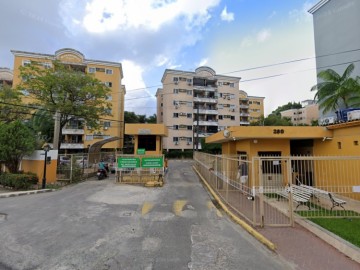 Apartamento para alugar no Condom�nio Morada Recife Antigo